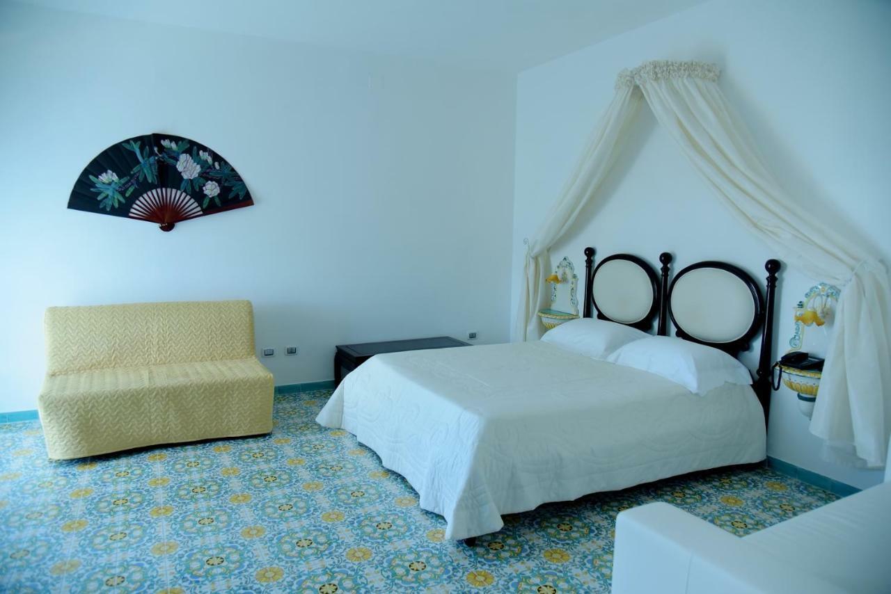 Resort & Relax Masseria Celidonia 利扎诺 外观 照片