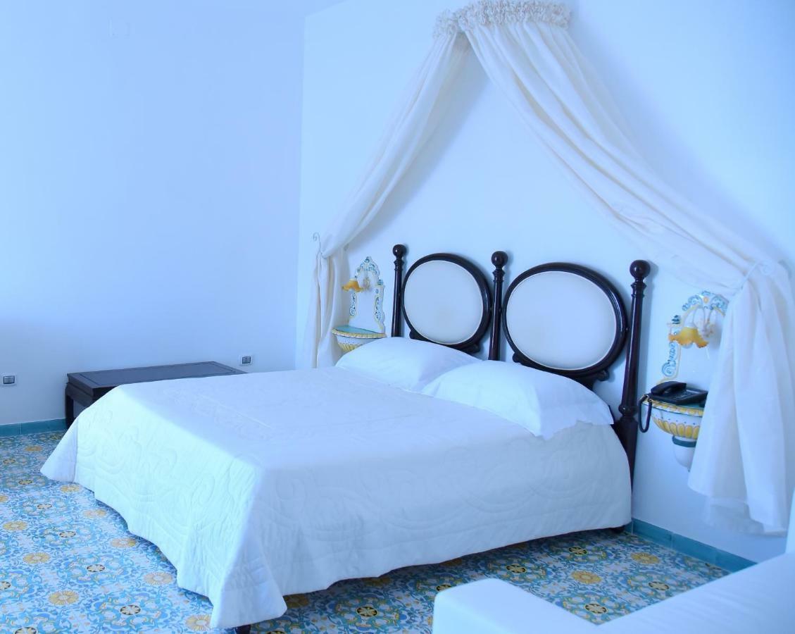 Resort & Relax Masseria Celidonia 利扎诺 外观 照片