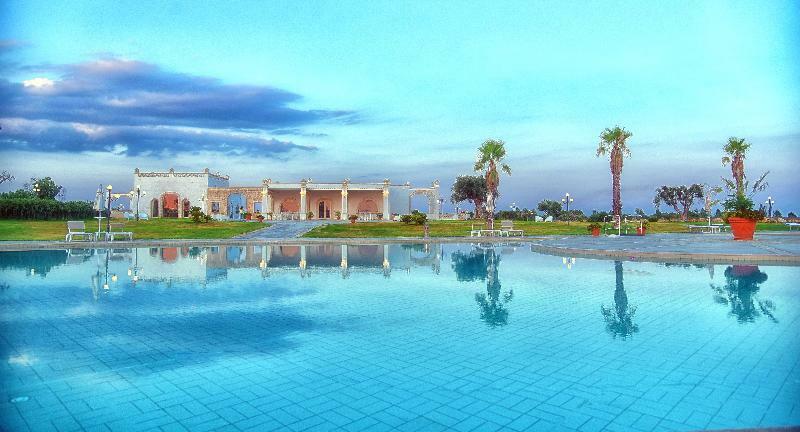 Resort & Relax Masseria Celidonia 利扎诺 外观 照片